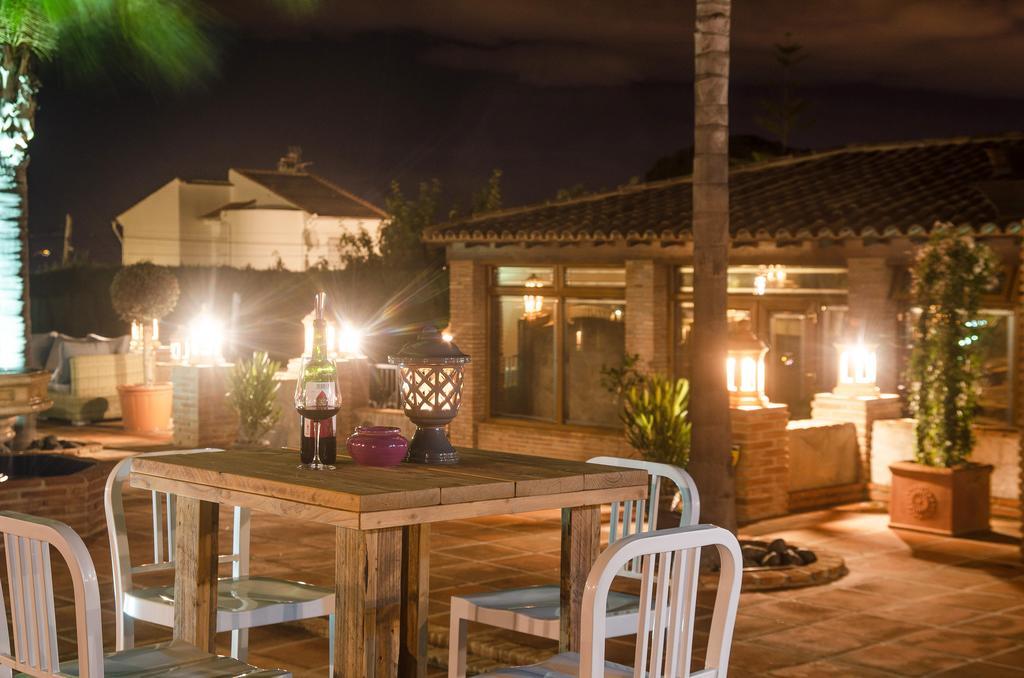 Villa Conmigo Bed & Breakfast Alhaurín de la Torre Exteriör bild