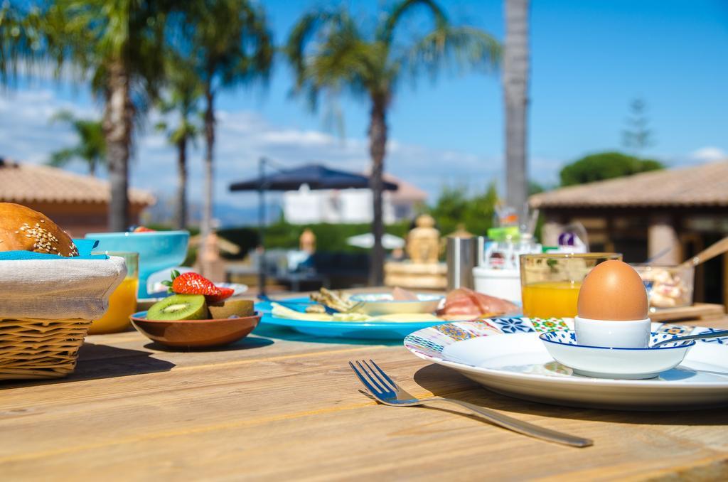 Villa Conmigo Bed & Breakfast Alhaurín de la Torre Exteriör bild