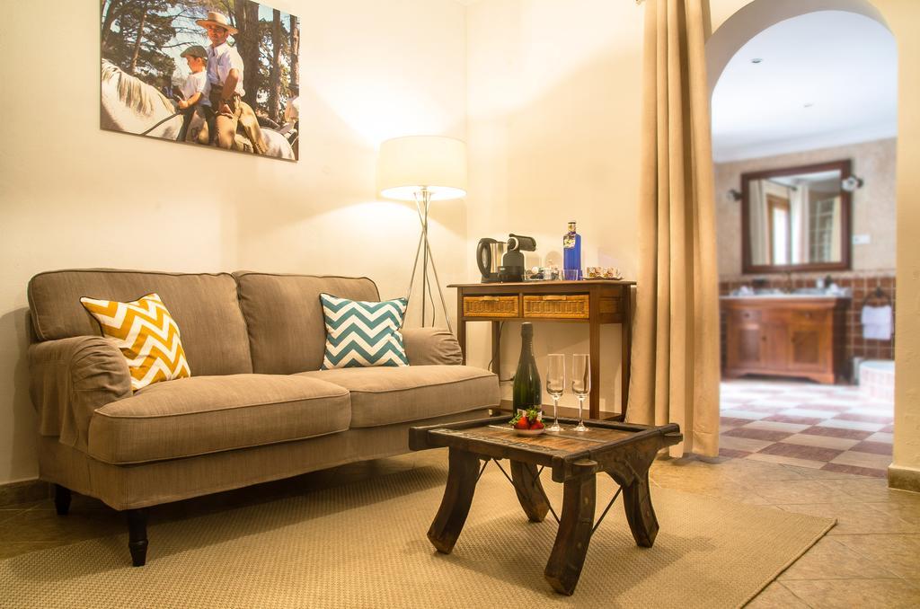 Villa Conmigo Bed & Breakfast Alhaurín de la Torre Exteriör bild