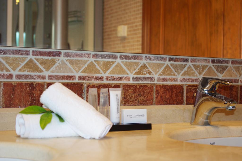Villa Conmigo Bed & Breakfast Alhaurín de la Torre Exteriör bild